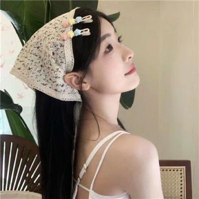 黑伞人海报